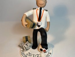 airline-pilot-birthday-cake-topper