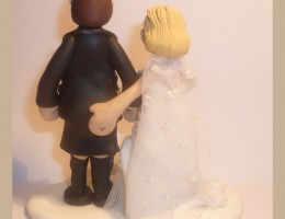 bride-groom-hand-on-bum-cake-topper-2
