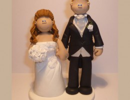 bride-tall-groom-cake-topper