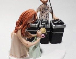 dj-wedding-cake-topper