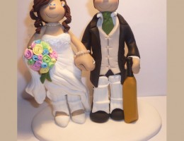 full-cricket-outfit-cake-topper