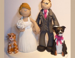 groom-with-eyepatch-wedding-cake-topper