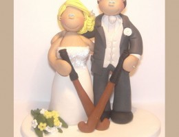 hockey-wedding-cake-topper