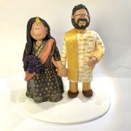 indian-wedding-cake-topper-traditional-outfits