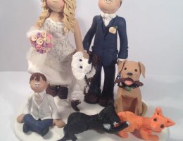 large-family-cake-topper-2-dogs-2-cats
