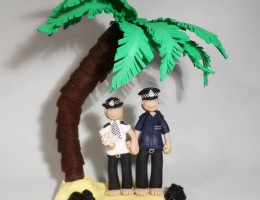 police-cake-topper-on-the-beach