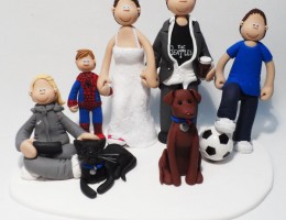 rob-ellis-capital-fm-wedding-cake-topper