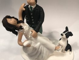 traditional-dancing-pose-wedding-cake-topper