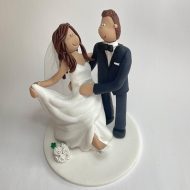 traditional-dancing-wedding-cake-topper