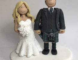 wedding-cake-topper-grey-kilt