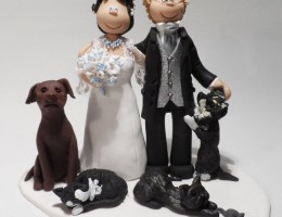 wedding-cake-topper-with-cats-dog