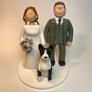 wedding-cake-topper-with-green-suit