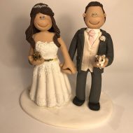 wedding-cake-topper-with-pet-gerbils